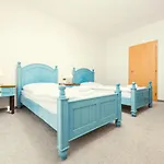Ostende - U řeky 3*