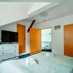 Hotel Ostende - U řeky