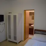 Ostende - U řeky Hotel 3*