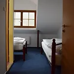Hotel Ostende - U řeky Chocerady