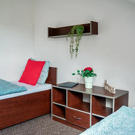 Hotel Ostende - U řeky Chocerady