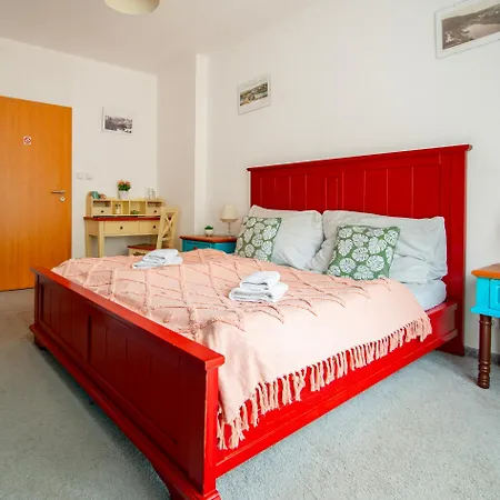 Ostende - U řeky 3*