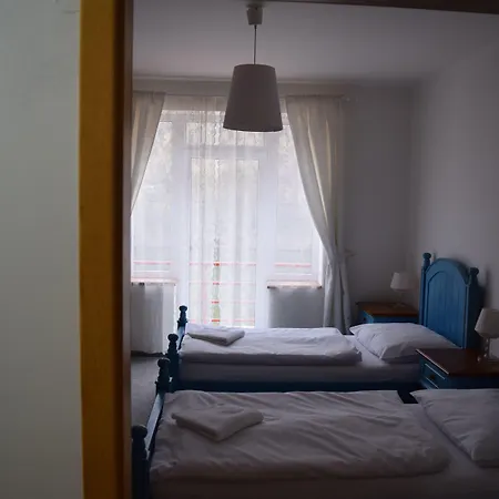 Hotel Ostende - U řeky