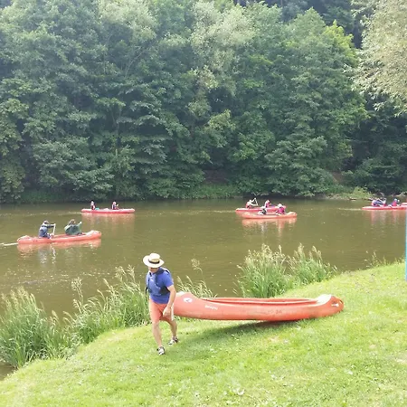 Hotel Ostende - U řeky